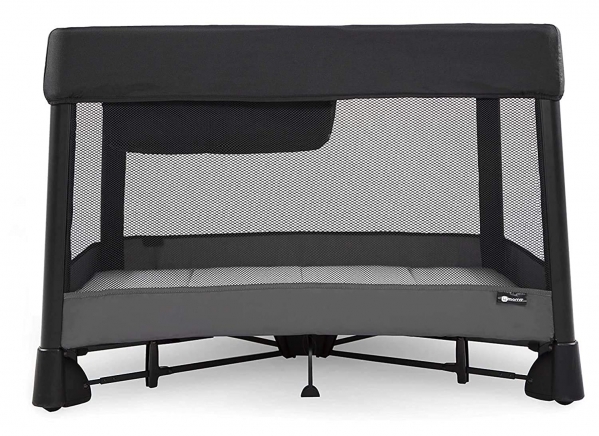 4moms breeze plus Portable Playard and sheets 4moms breeze plus Portable Playard and sheets